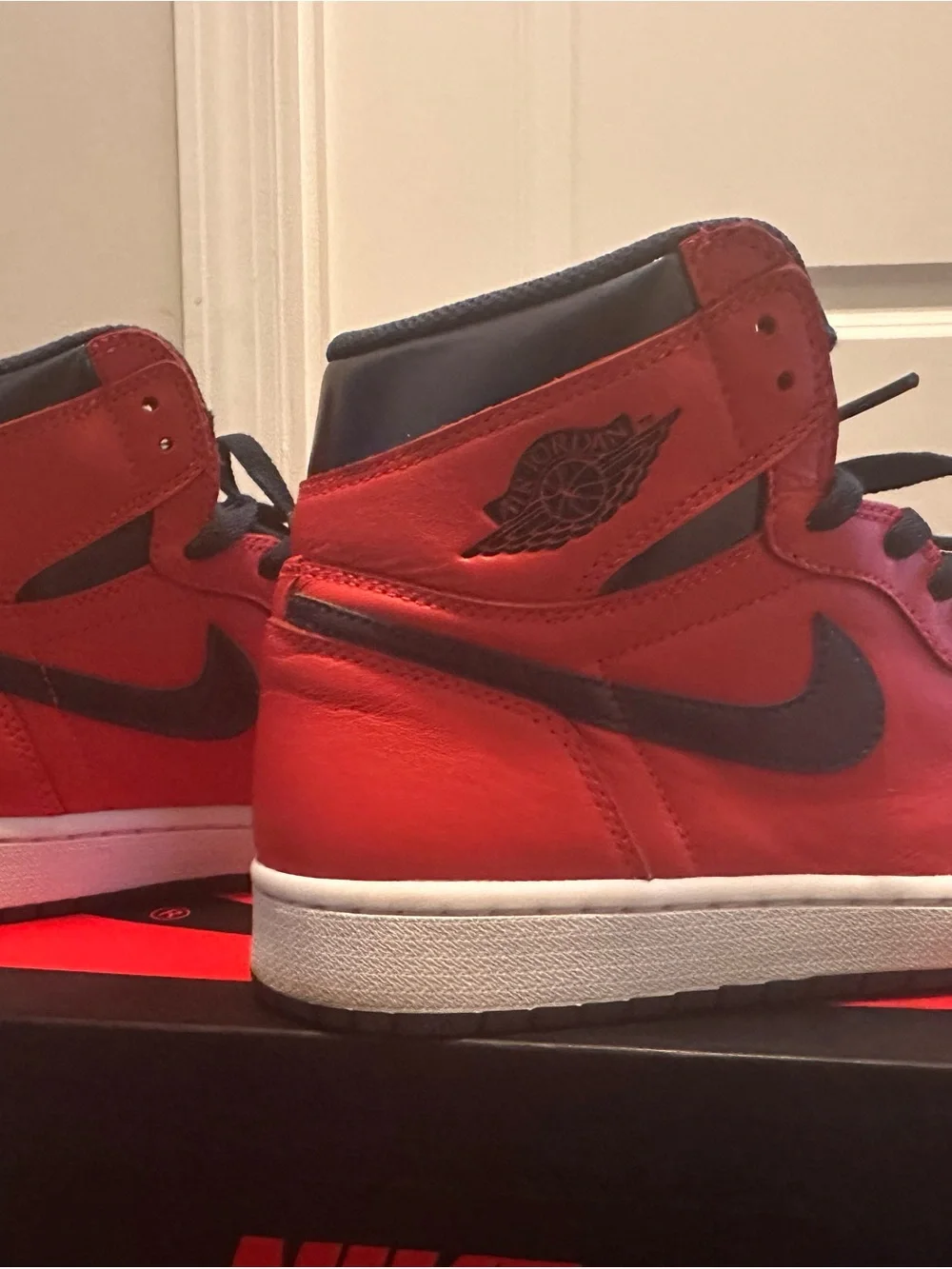 Nike Air Jordan 1 High Retro - Red/Blue David Letterman. Size 8.5